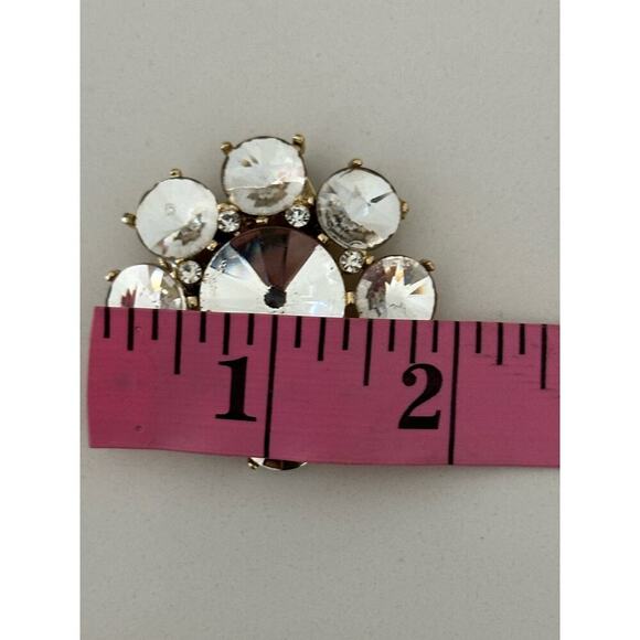 Vintage Women's Silver Rhinestone Rosette Stone Clip-on Earrings - Picture 9 of 13